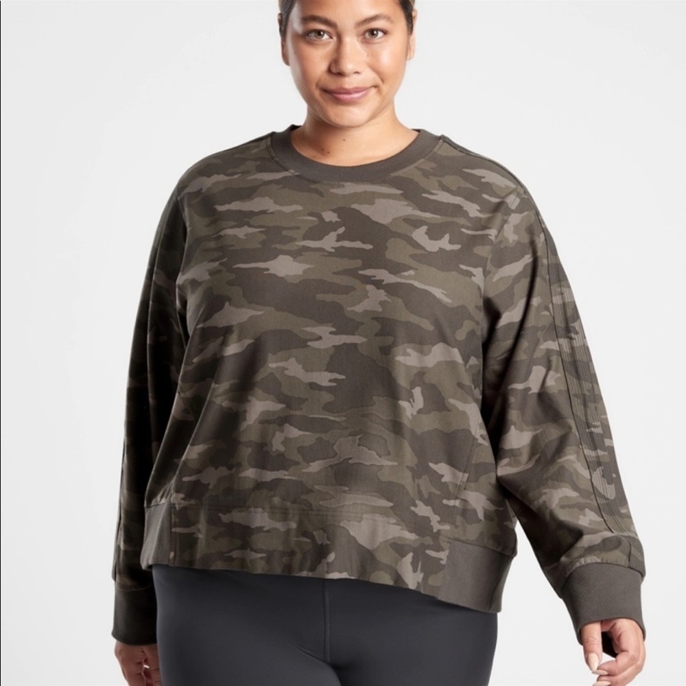 Athleta | Farallon Printed camo Sweatshirt